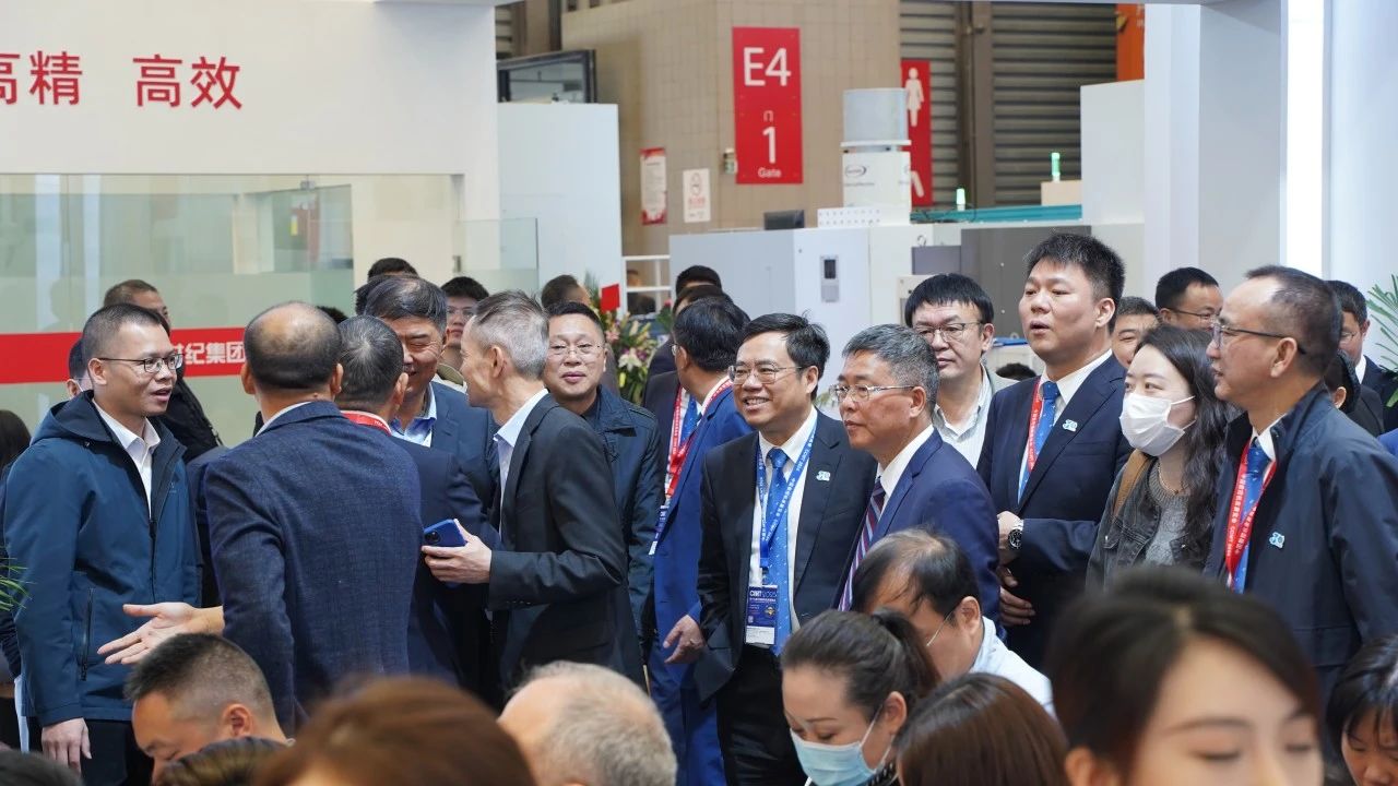 辉达娱乐集团