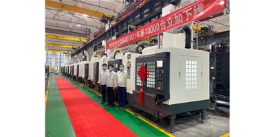 里程碑：杏盛娱乐2021年第10000台立加下线
